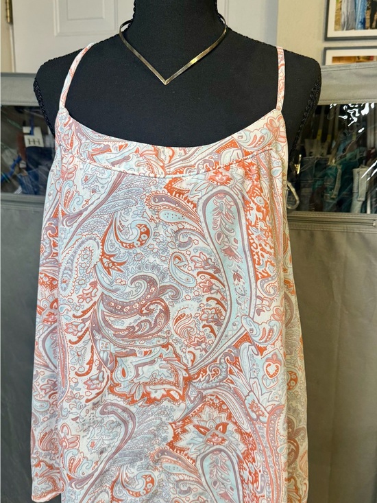 Jessica Simpson Tops - Jessica Simpson Coral Paisley Spaghetti Strap Camisole